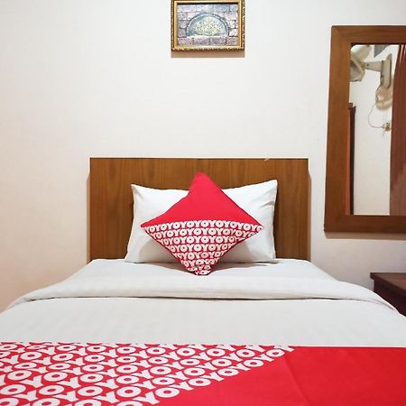 Capital O 142 Hotel Al Furqon Syariah Palembang Buitenkant foto