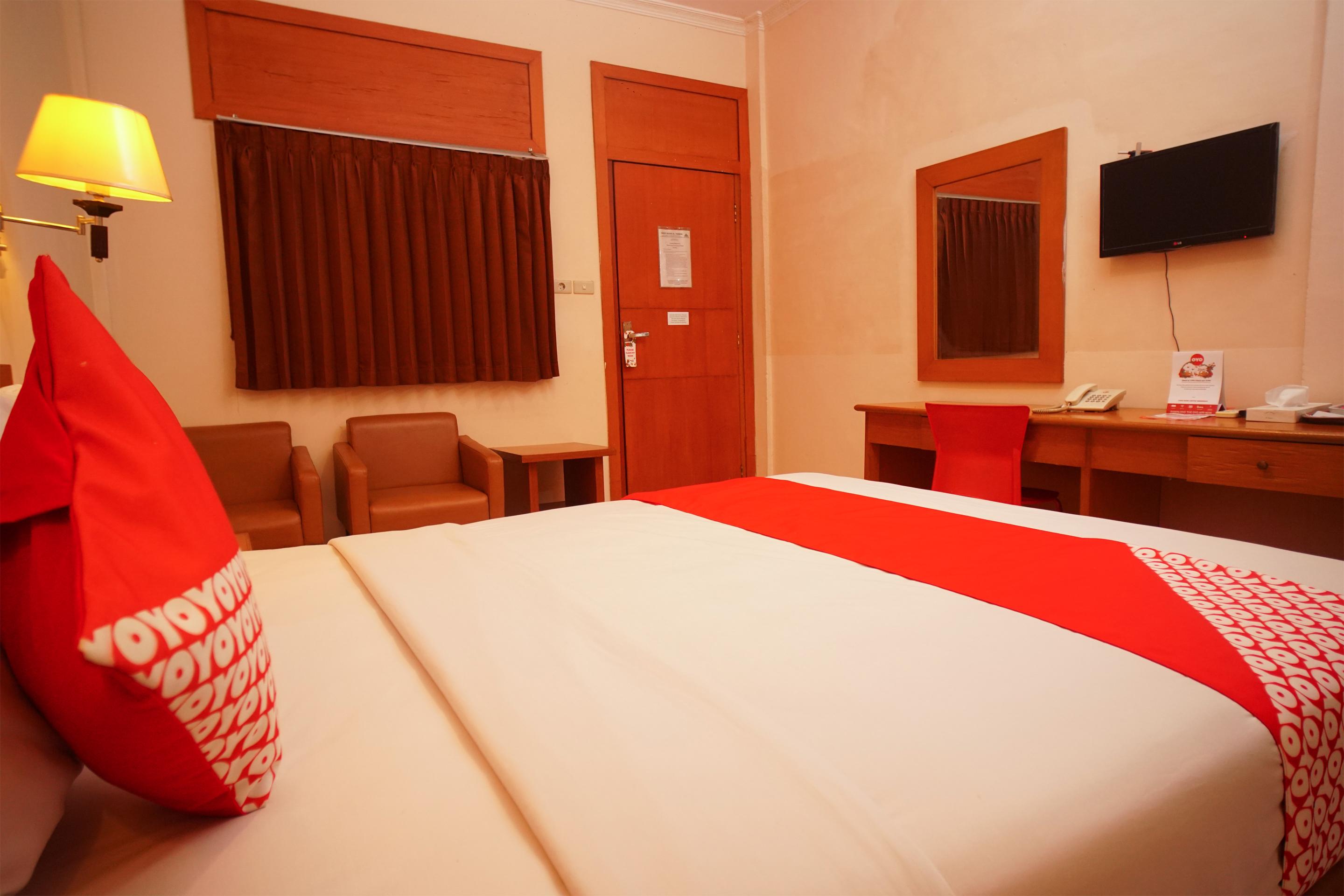 Capital O 142 Hotel Al Furqon Syariah Palembang Buitenkant foto