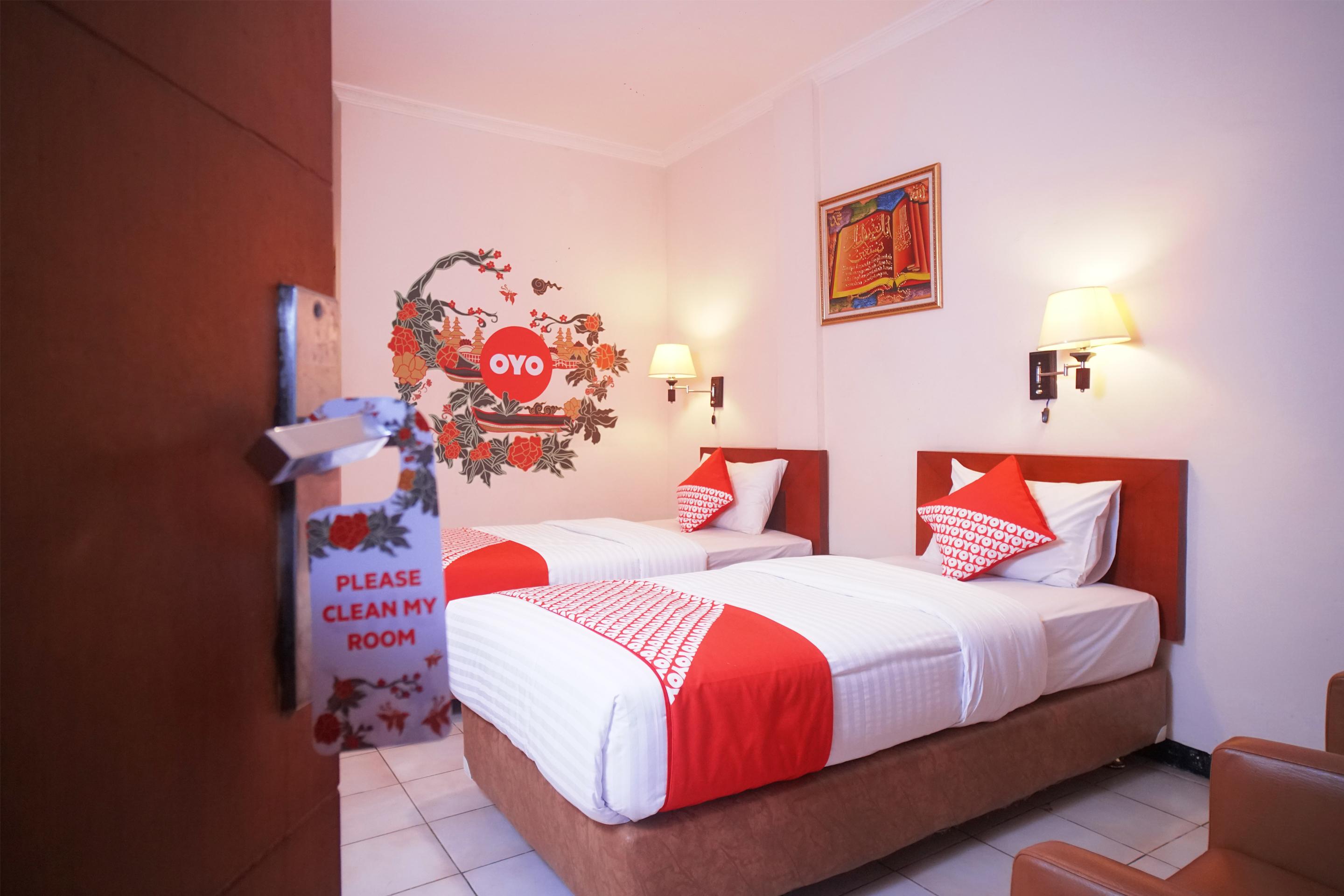 Capital O 142 Hotel Al Furqon Syariah Palembang Buitenkant foto