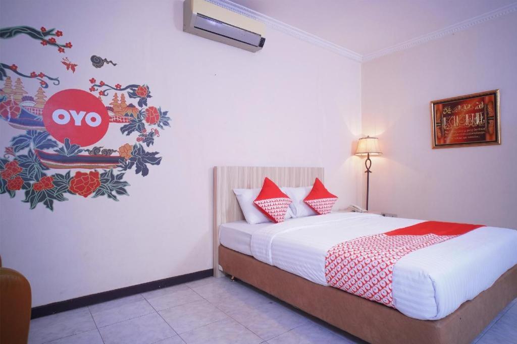 Capital O 142 Hotel Al Furqon Syariah Palembang Buitenkant foto